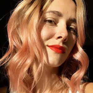 Meet your Posher, Kaitlin